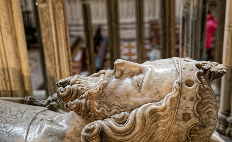 Détail du gisant d'Edouard II dans la cathédrale de Gloucester