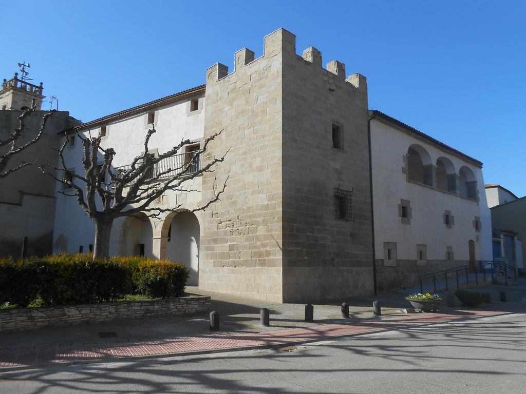Le Château de Barbens - © https://www.castillosnet.org