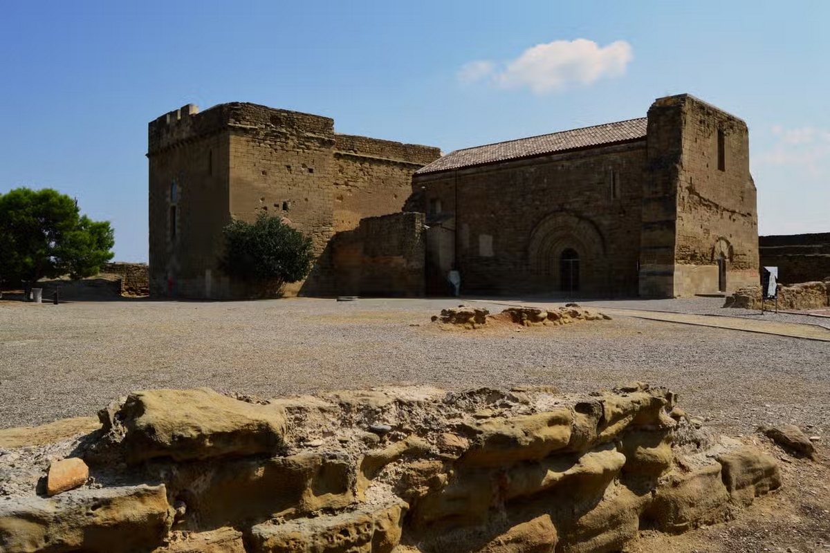 Les vestiges du château de Gardeny
