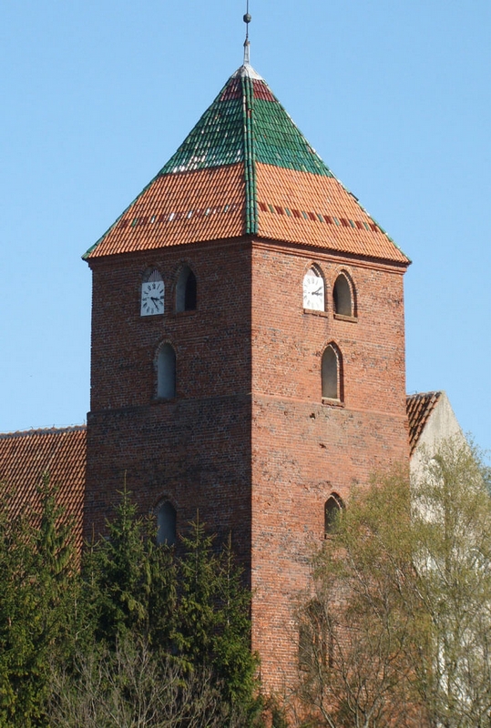 L'église fortifiée de Młynary (Mühlhausen)