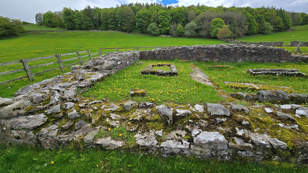 Les ruines de la chapelle de Penhill